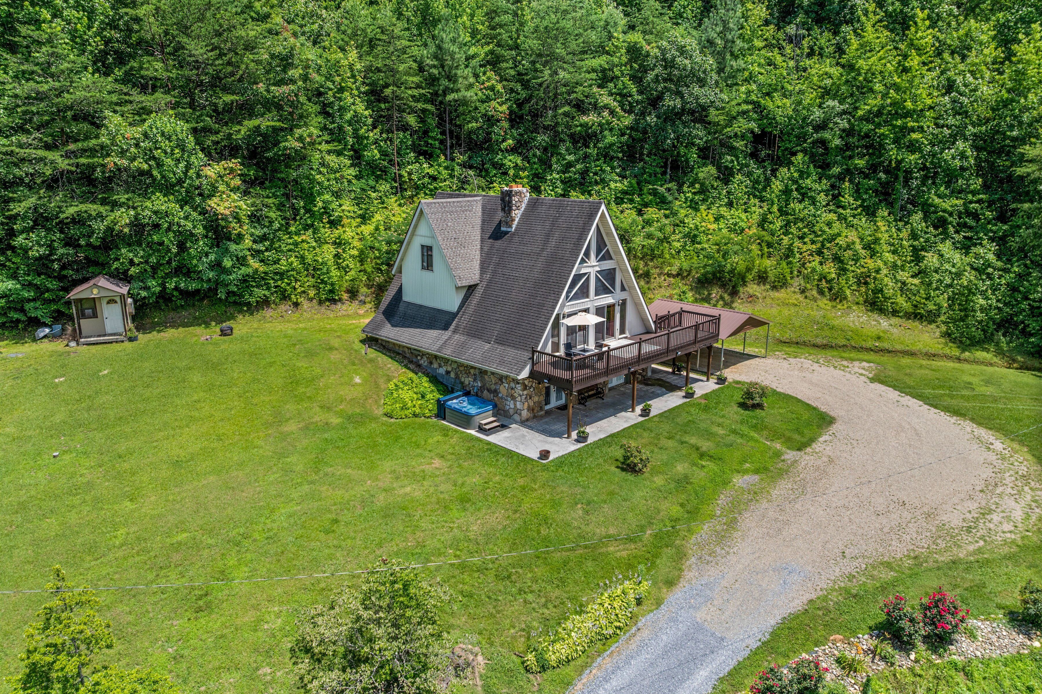 Chalet, 4 Bedrooms | Exterior