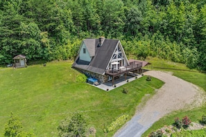 Chalet, 4 Bedrooms | Exterior - Smoky Everest 4 Bedroom Chalet (Newport)