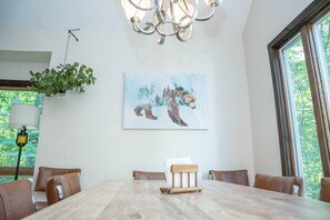 Casa, 3 habitaciones | Restaurantes