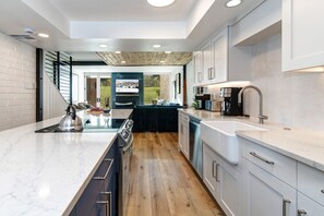 Leilighet, 3 soverom | Eget kjøkken | Kaffetrakter/tekoker