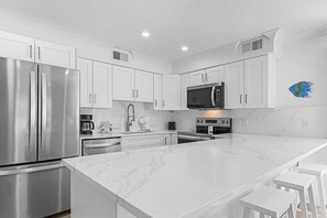 Condo, 2 Bedrooms | Private kitchen - Vacation Villas #131 2 Bedroom Condo (Fort Myers Beach)