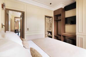 Literie hypoallergénique, surmatelas, bureau