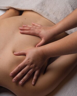 Massages des tissus profonds, massages suédois, massages prénataux