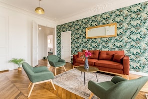 Apartment, Garden View | Living area | 32-inch Smart TV with cable channels, Netflix, streaming services