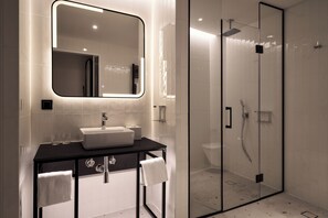 Superior Studio | Bathroom | Shower, hair dryer, towels, soap - Grea Iras Apartments (Athens)