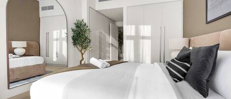 3 makuuhuonetta, silitysrauta/-lauta, Wi-Fi, vuodevaatteet