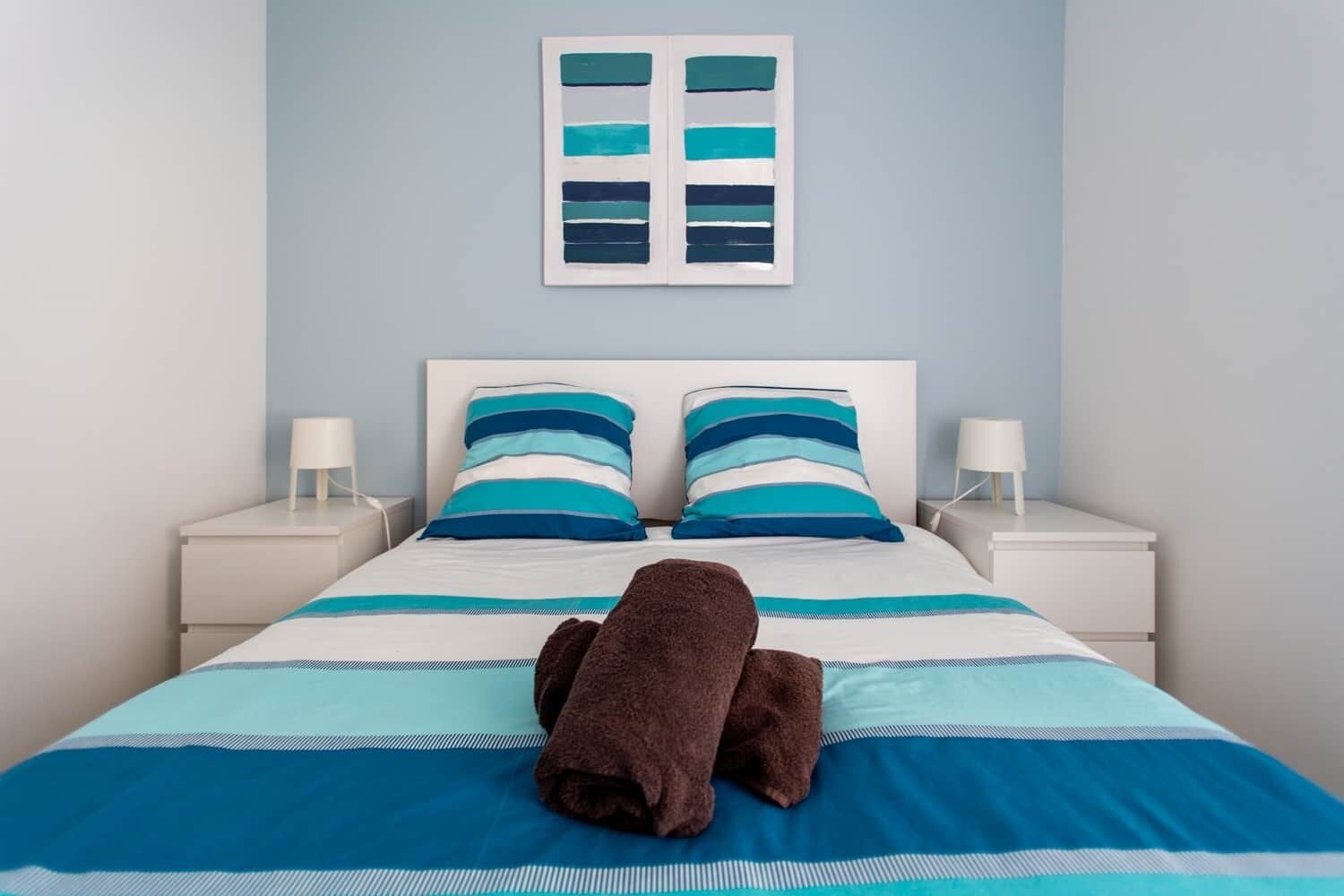 2 bedrooms, iron/ironing board, WiFi, bed sheets
