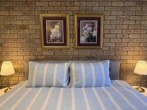 2 habitaciones, tabla de planchar con plancha y wifi gratis