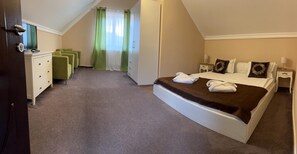 8 habitaciones, wifi y ropa de cama