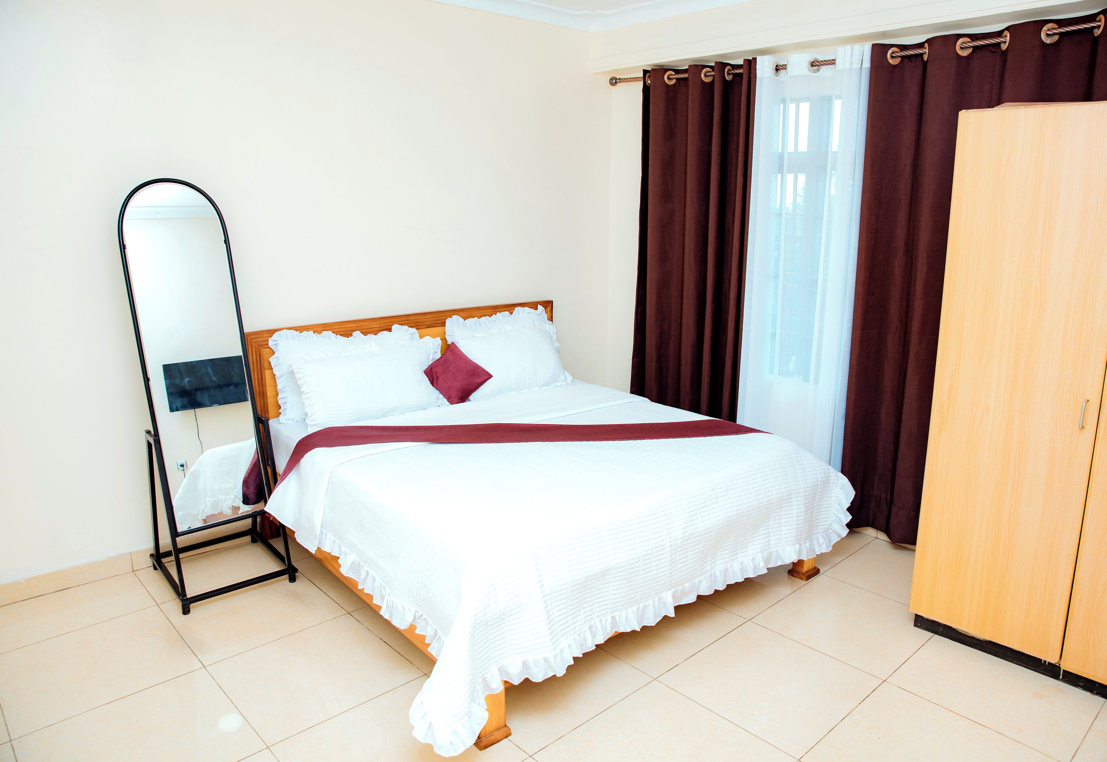 Premium bedding, down duvets, in-room safe, desk