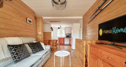 Apartment With Small Garden, Sleeps 6
