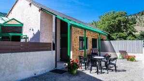 Ulkoruokailutilat