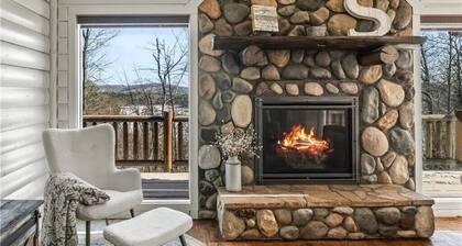 Dog Friendly Log Retreat on 42 Private Acres Sleeps 10 Plus RV Hookup