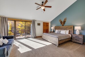 4 bedrooms, iron/ironing board, Internet, bed sheets - Frisco Meadow Chalet-Your Mountain Haven Awaits! (Frisco)