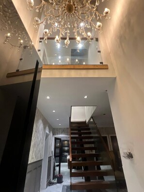 Casa, 6 habitaciones, accesible para personas con discapacidad, balcón | Interior