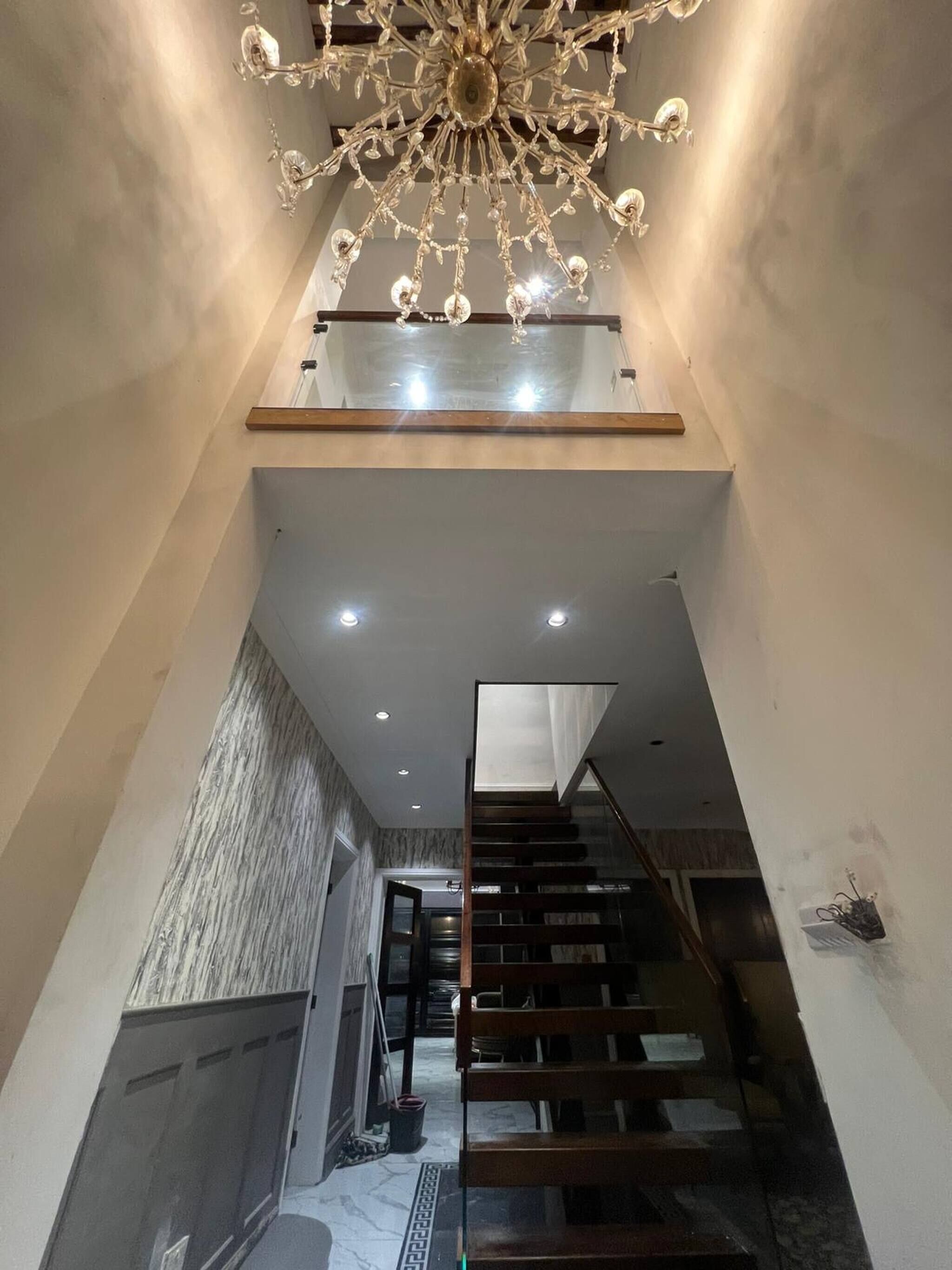 House, 6 Bedrooms, Accessible, Balcony | Interior