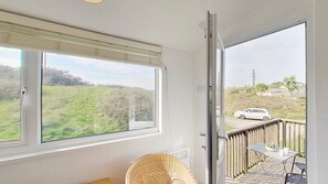 Interior - G22 Happy Days, Riviere Towans (Hayle)
