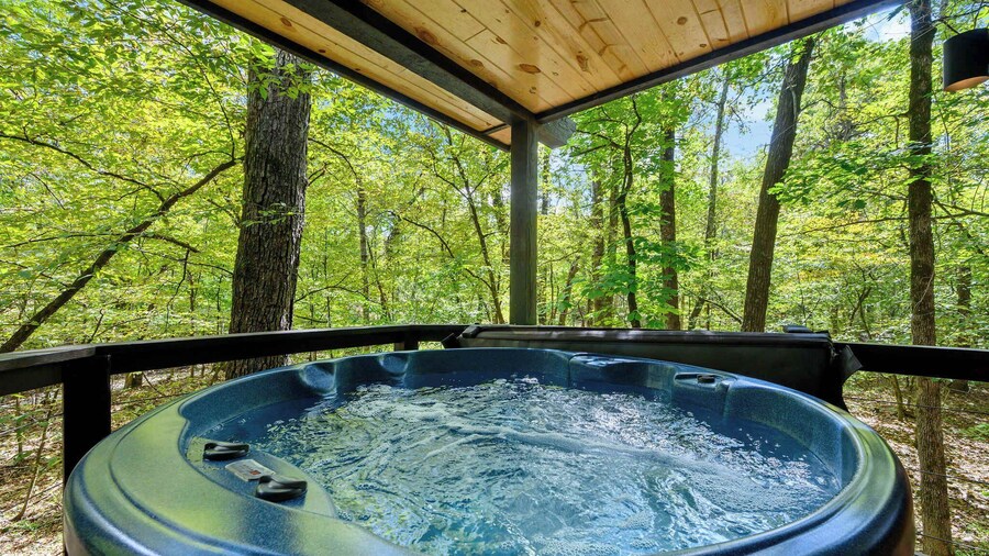 Silverbrook Cabin for 4