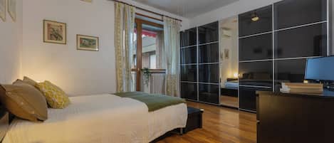 Apartment, 1 Schlafzimmer, Balkon | Bügeleisen/Bügelbrett, kostenloses WLAN