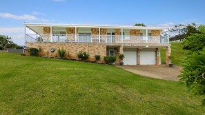 Exterior - Olive Grove - Pet Friendly with Fireplace (Meroo Meadow)