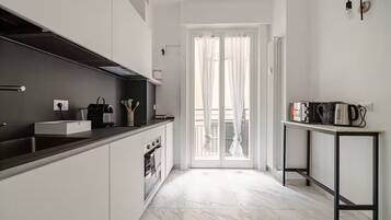 Ofen, Herdplatte, Geschirrspüler, Toaster