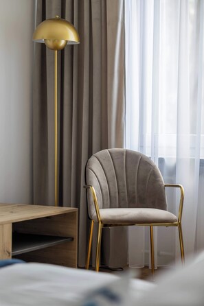 2 bedrooms, desk, iron/ironing board, travel crib - Wandy 8 Warszawa | Family Apartment in Saska Kępa | Bright & Functional Interior (Warszawa)