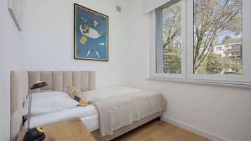 Desk, iron/ironing board, travel crib, WiFi
