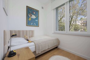 Desk, iron/ironing board, travel crib, WiFi
