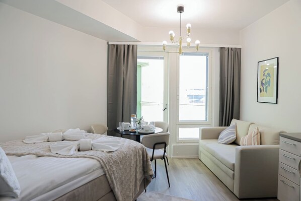 WiFi, bed sheets - Polar City Suites 26 by Book Lapland (Rovaniemi)