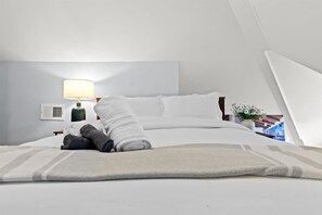 Schreibtisch, Bügeleisen/Bügelbrett, WLAN, Bettwäsche