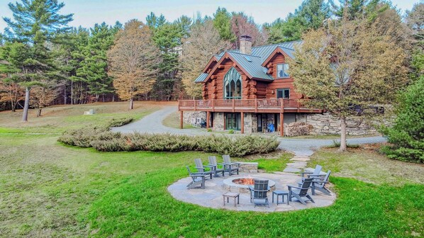 المنشأة من الخارج