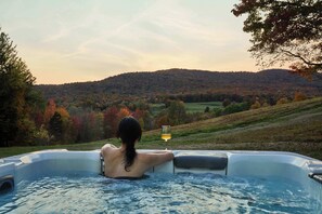 Outdoor spa tub - Views! Fireplace, Piano, Hot Tub | Sunnymede Hill (Bethel)