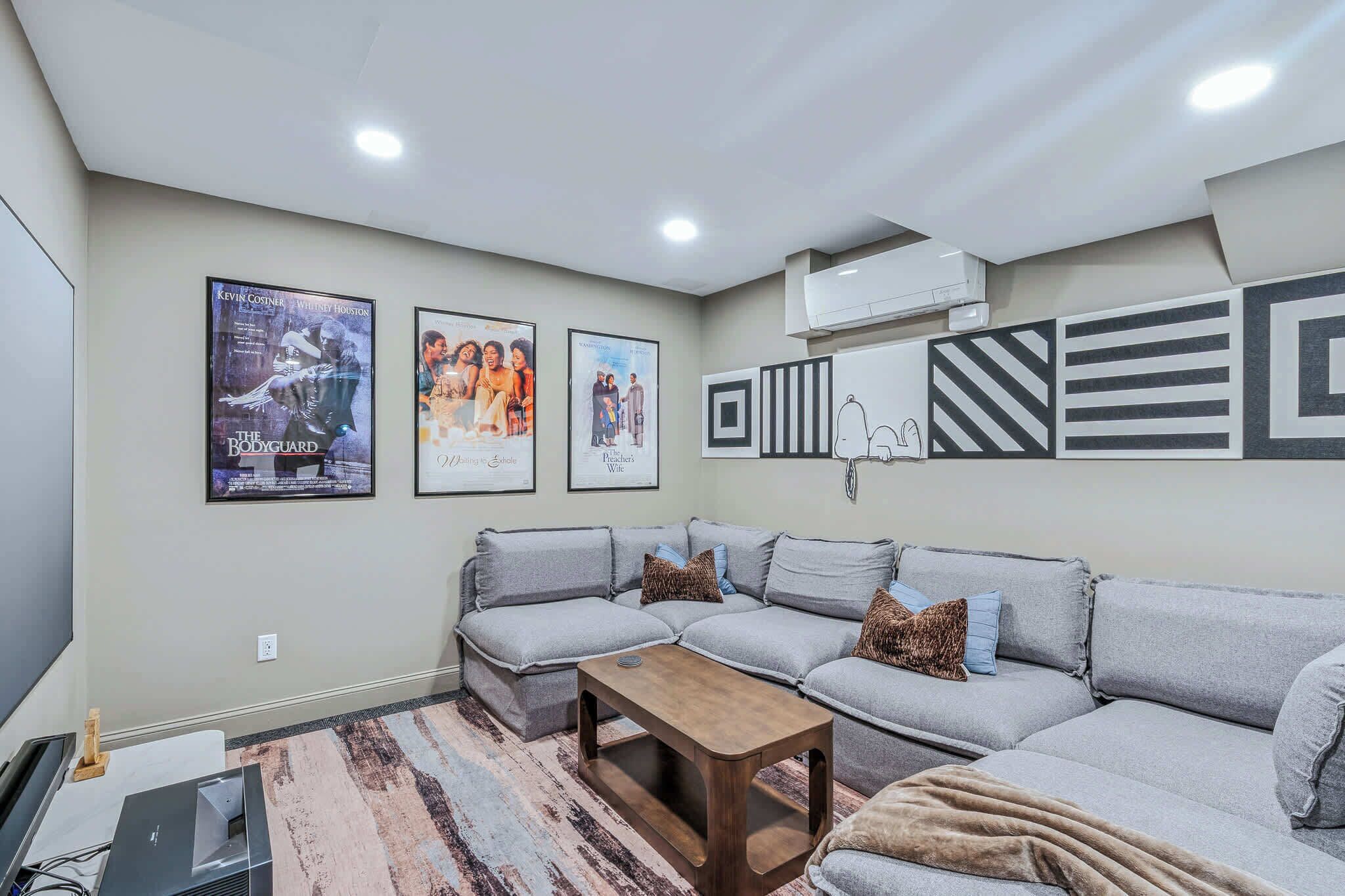 TV, fireplace, offices