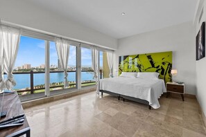 4 bedrooms, in-room safe, iron/ironing board, travel crib