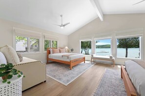 4 makuuhuonetta, silitysrauta/-lauta, Wi-Fi, vuodevaatteet