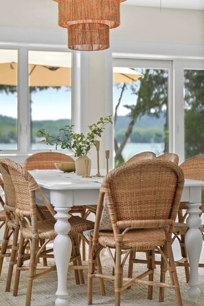 تناول الطعام