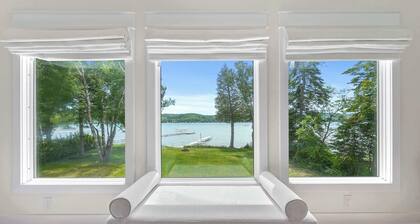 Dune View Cottage|Lake Life + Hot Tub|Dog Friendly