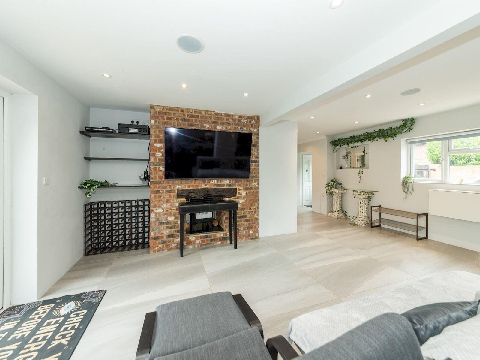 Spacious Home Heated Pool(april-sep) In Tilehurst - Pass The Keys - Reading