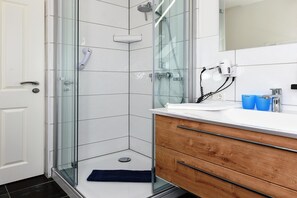 Dusche, Haartrockner