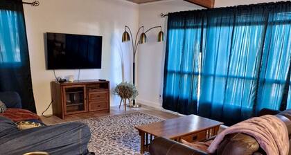 Main St Retreat - MCM Styled and Beautiful Patio