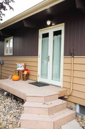 Exterior detail - Main St Retreat - MCM Styled and Beautiful Patio (Miles City)