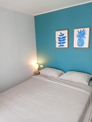 公寓, 陽台, 山景 | 客房內保險箱、遮光布/窗簾、熨斗/熨衣板、免費無線上網