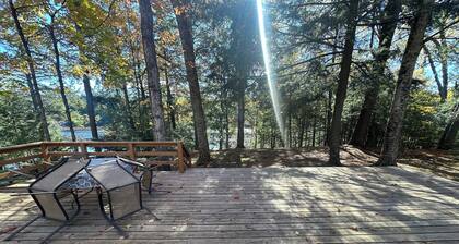 Deer Haven - A charming 3-bedroom house on the chain in Beautiful 3-Lakes