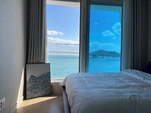 アイロン / アイロン台、WiFi、ベッドシーツ