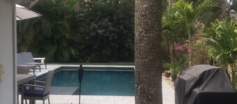 Charming 3-bedroom Cottage East of A1A in Vero Beach