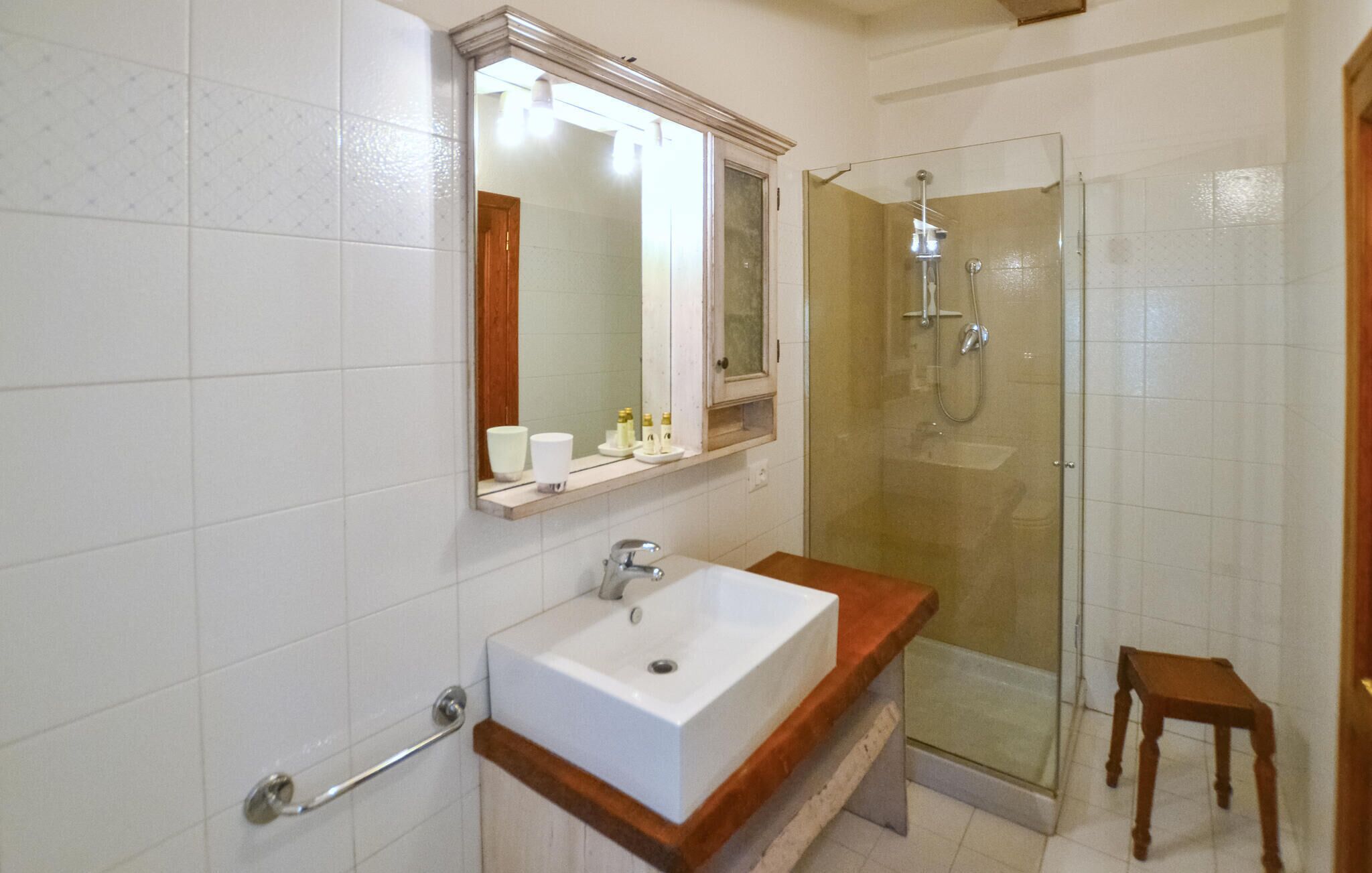 Shower, hair dryer