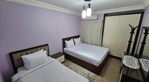 3 bedrooms, iron/ironing board, free WiFi, bed sheets