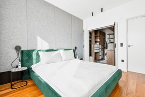 1 室のベッドルーム、アイロン / アイロン台、WiFi (無料)、ベッドシーツ