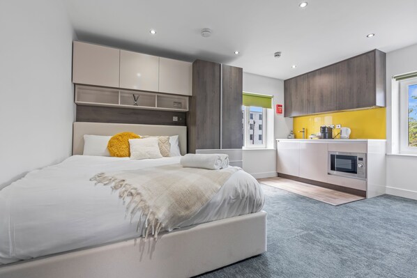 1 chambre, fer et planche Ă repasser, Wi-Fi, draps fournis