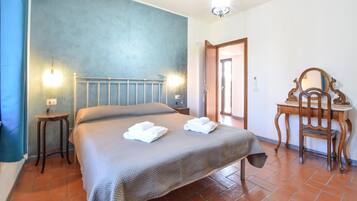 4 Schlafzimmer, Bügeleisen/Bügelbrett, Reisekinderbett, kostenloses WLAN